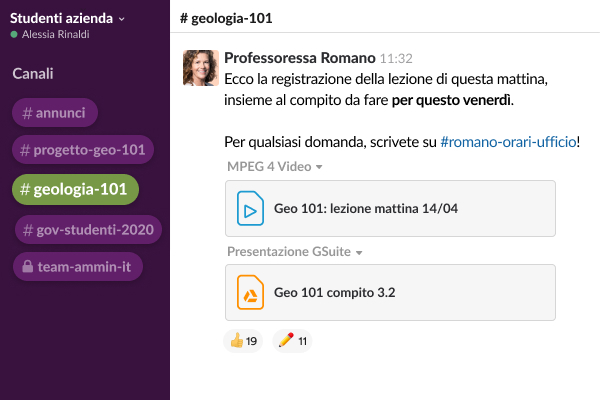 Un canale Slack con un utente che posta la registrazione di una lezione e di un compito assegnato